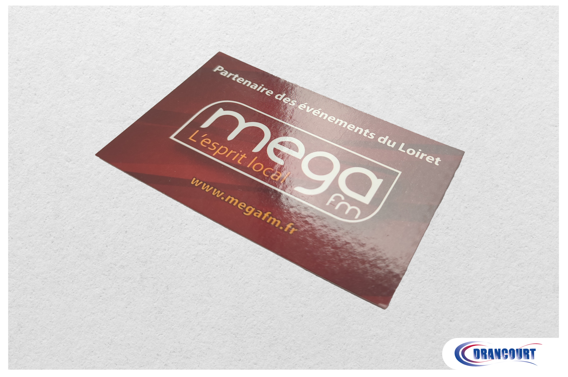 Pelliculage brillant sur carte de visite Mega FM